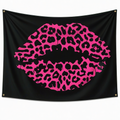 Arazzo da parete 150 x 130 cm in poliestere nero e rosa con stampa labbra leopardate stile pop